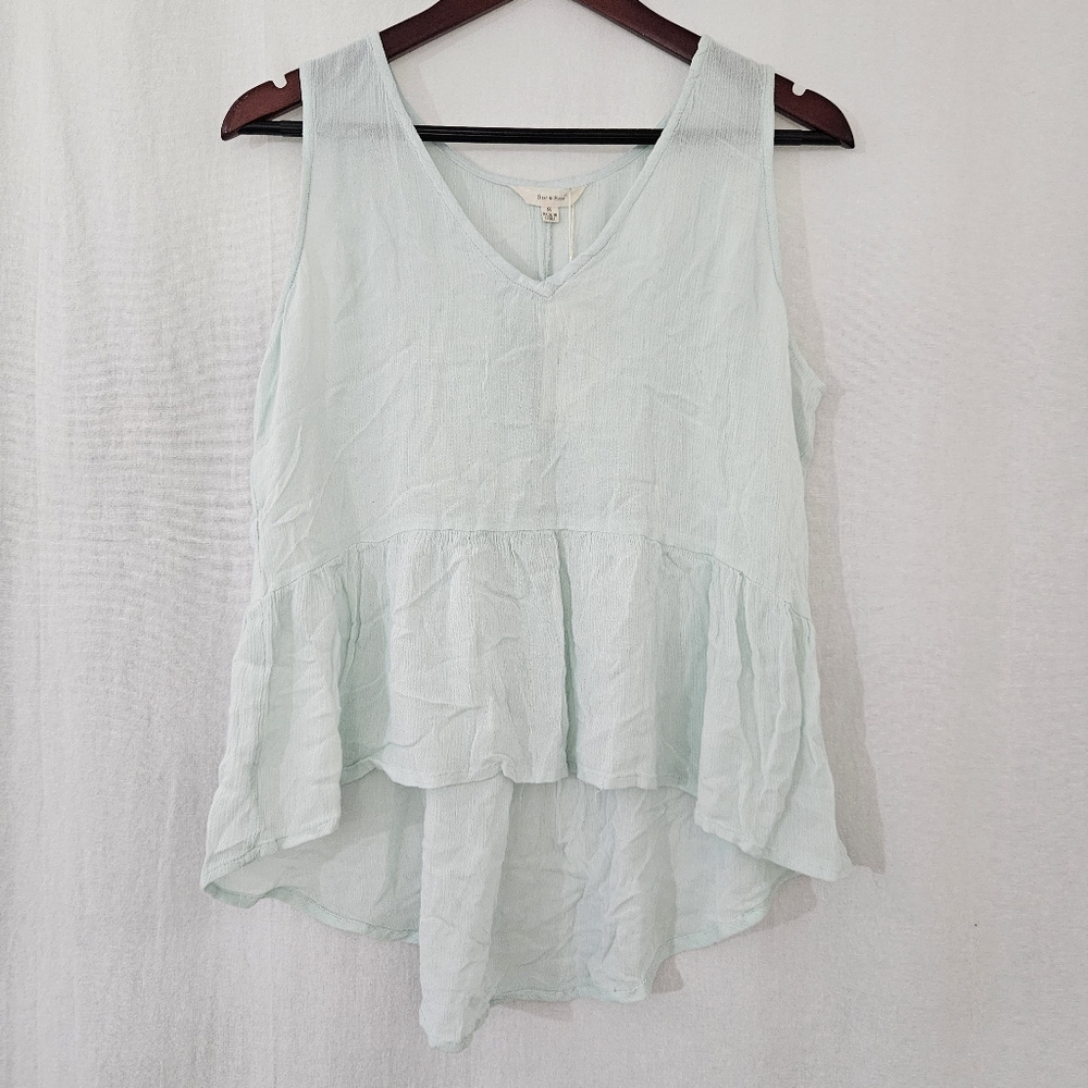 Sim & Sam V-Neck Tank Top in Seafoam Mint Green Women’s Size S